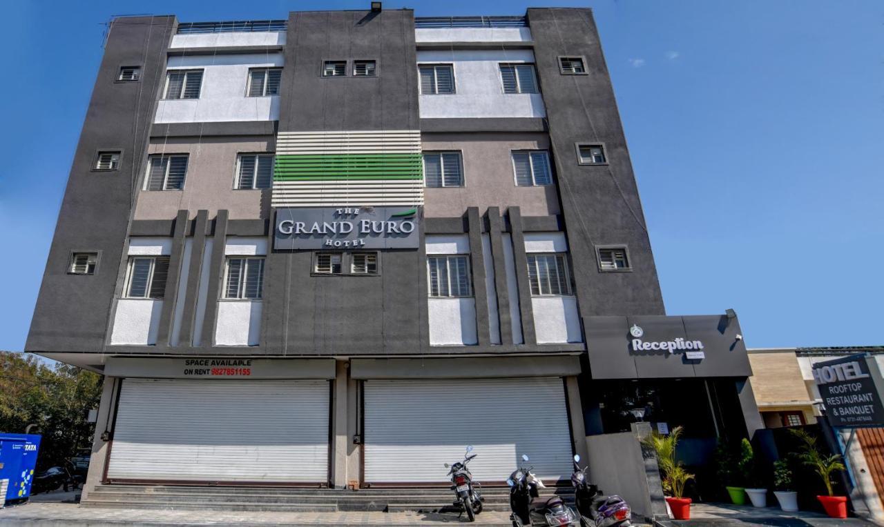 Treebo Grand Euro Pipliyahana Square Indore Dış mekan fotoğraf